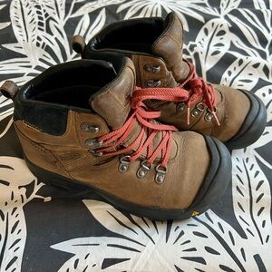 Keen Kids Brown Boots with Red Laces